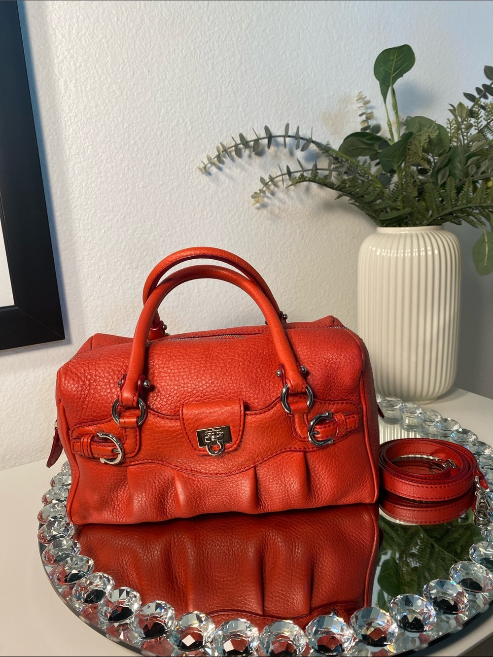 Salvatore Ferragamo Pebble Leather Mini Red Bag - Picture 3 of 16